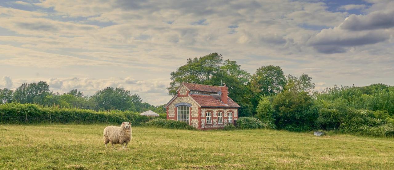 فيلا The Pump House At Wiston Estate Ashington  المظهر الخارجي الصورة